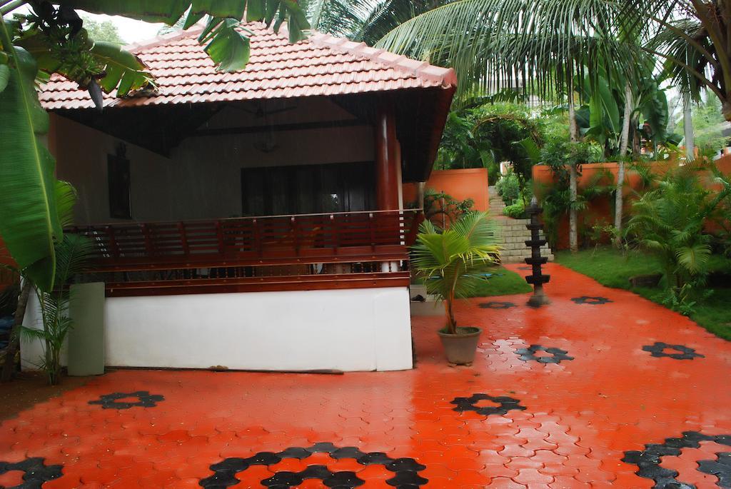 Chakra Ayurvedic Resort Thiruvananthapuram Exterior foto