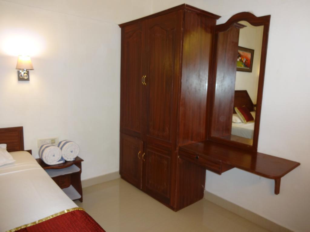 Chakra Ayurvedic Resort Kovalam Exterior foto
