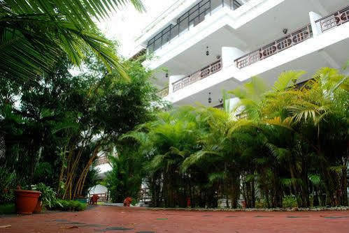 Chakra Ayurvedic Resort Kovalam Exterior foto